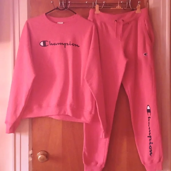WOMENS 2PCS CHAMPION SWEATSUIT - Picture 4 of 6